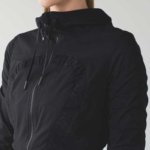 Women’s Lululemon ReversibleDance Studio Jacket - Picture 2 of 13